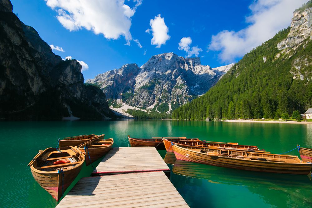 Turquoise water of Lago di Braies